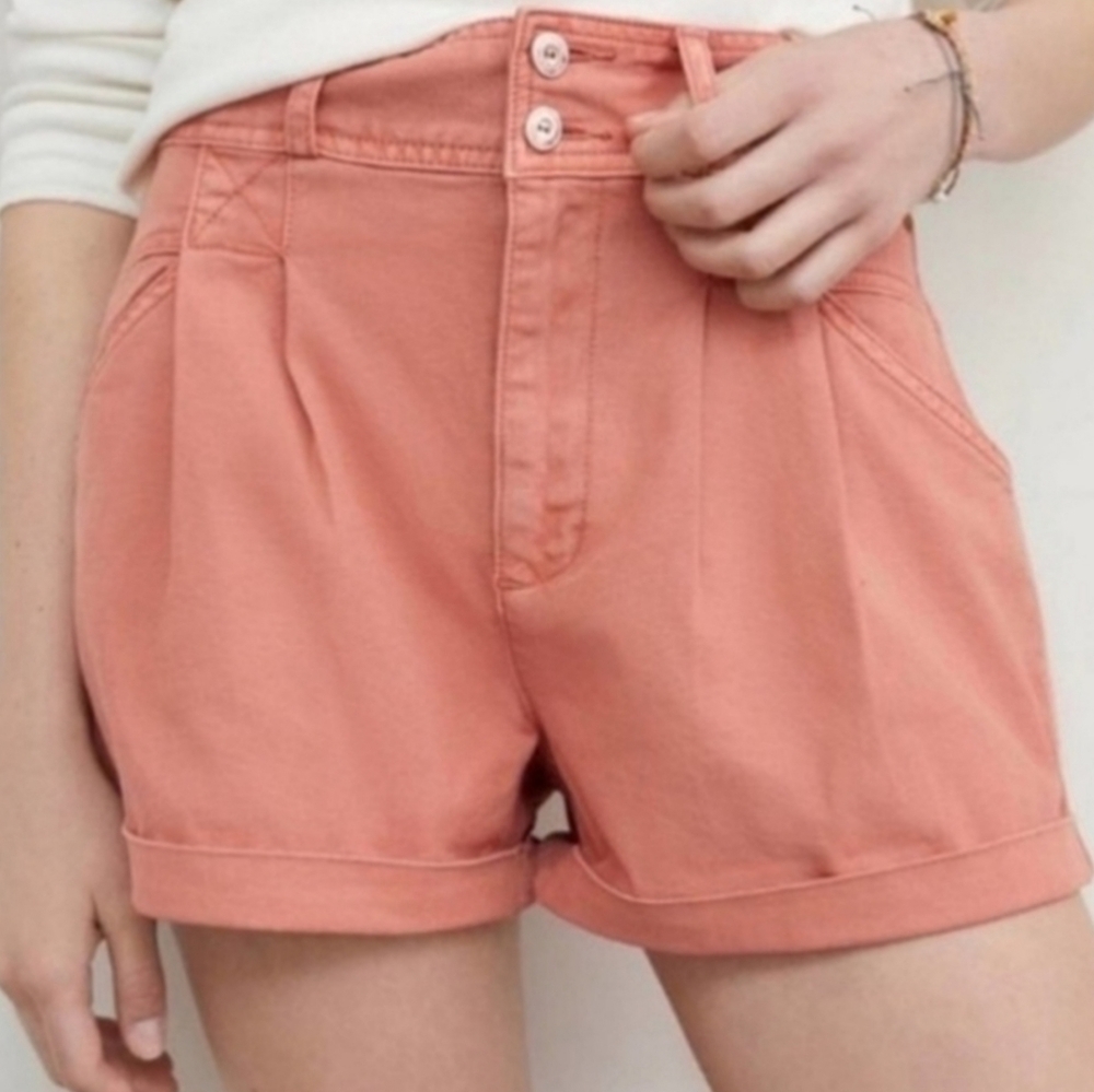 Anthropologie Pilcro Sienna Relaxed Pleated Front High Rise Utility Shorts 26